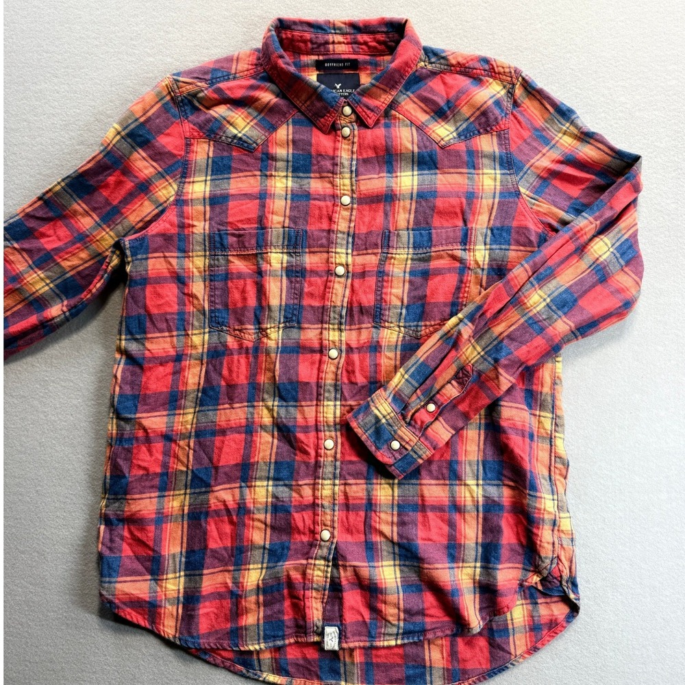 American Eagle Flannel Shirt Womens Medium Red Plaid Pearl Snap Boyfriend Fit
